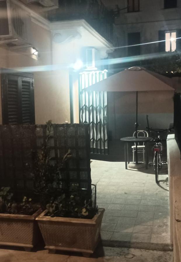 Apartament Dimoramadonnella Bari Zewnętrze zdjęcie